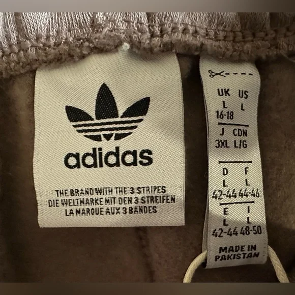 Adidas Essential Jogger Pants - NWT - Picture 3 of 10